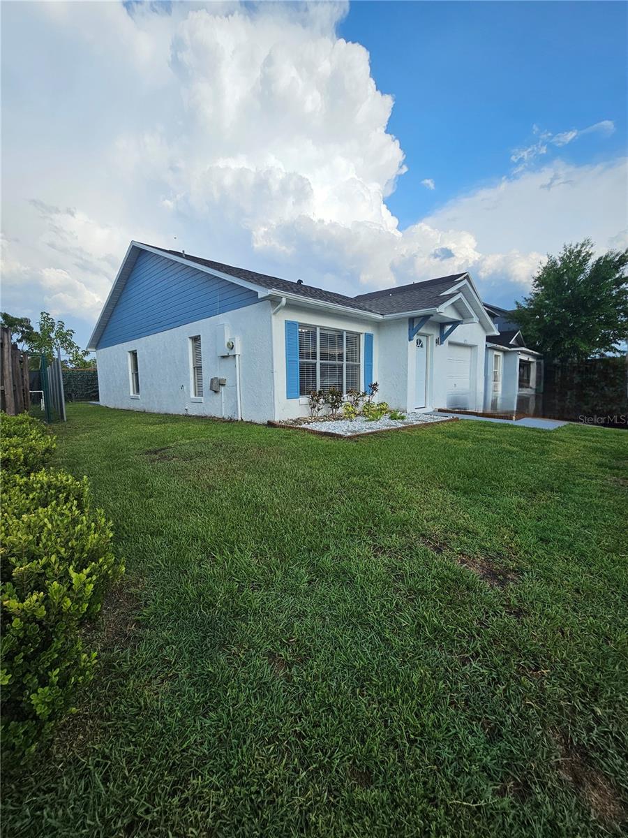 Image 21 of 25 For 1025 Clovercrest Road