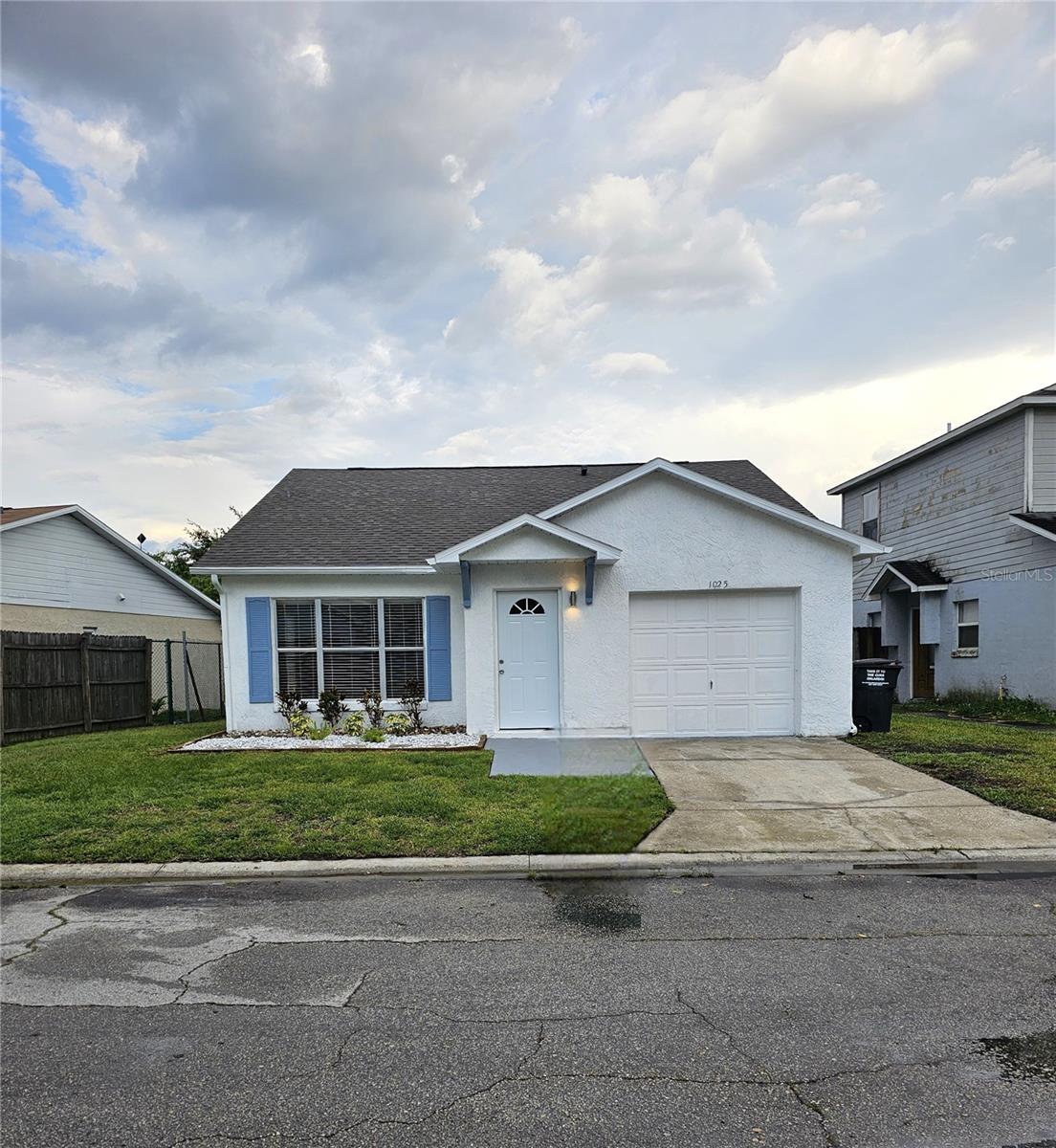 Image 3 of 25 For 1025 Clovercrest Road