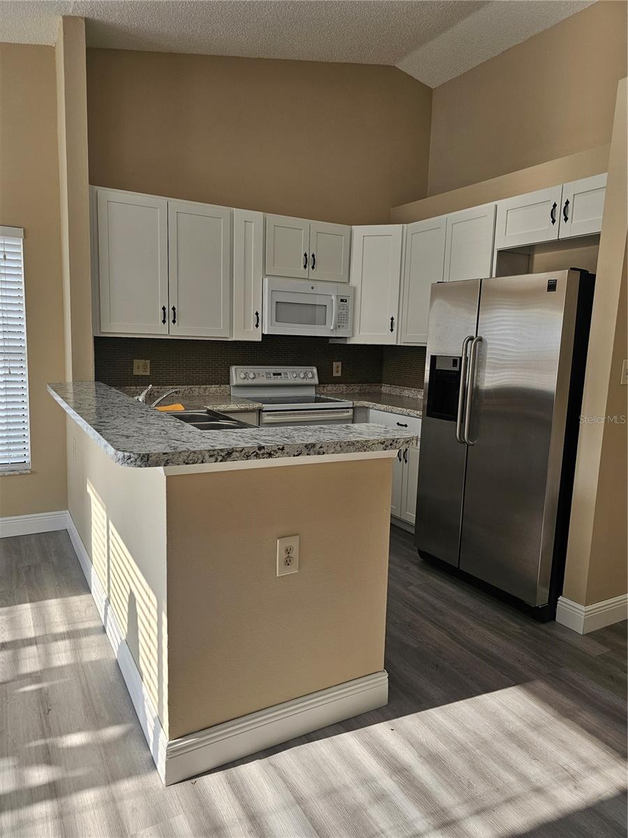 Image 6 of 25 For 1025 Clovercrest Road