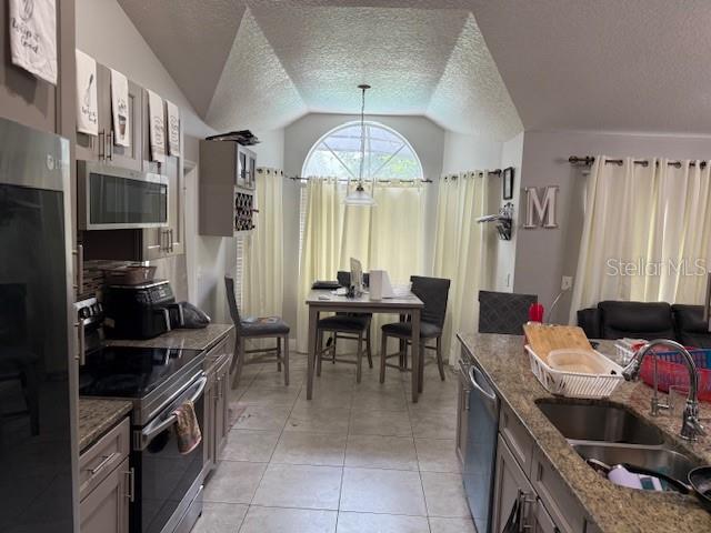 Image 4 of 23 For 2514 Dovetail Drive