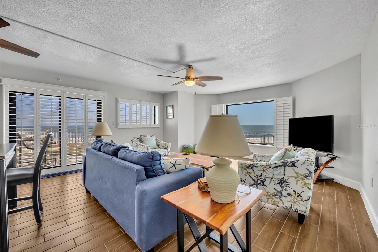 Image 12 of 43 For 5207 Atlantic Avenue 225