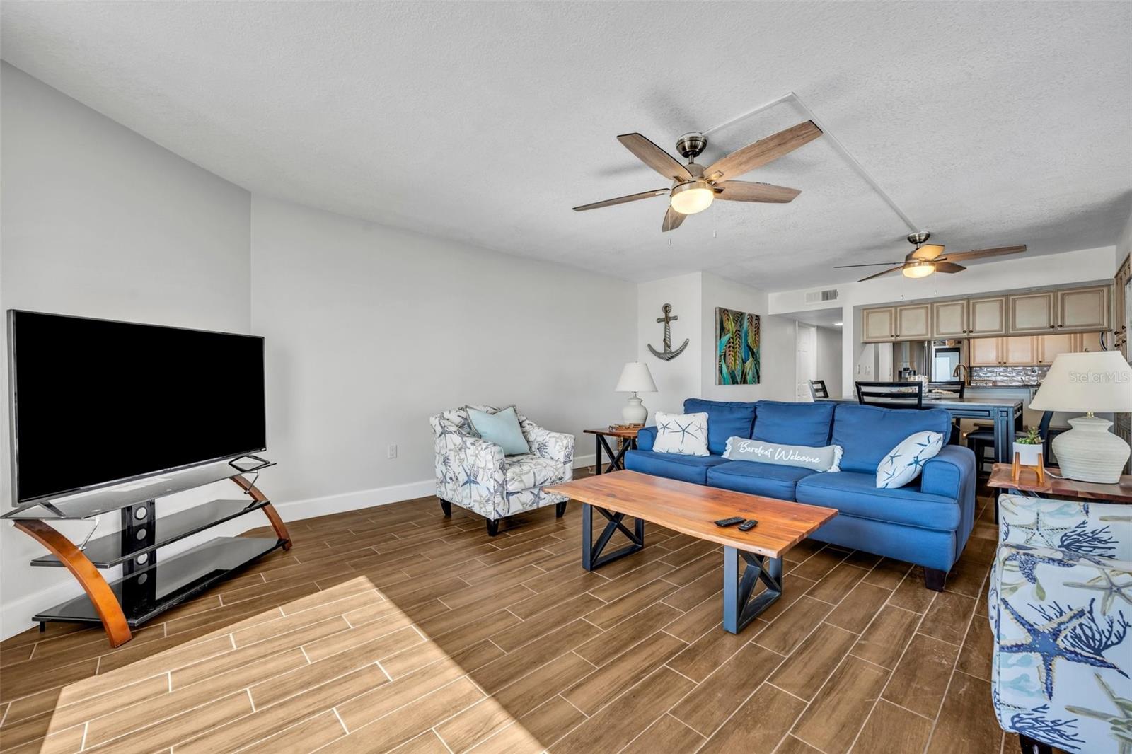 Image 17 of 43 For 5207 Atlantic Avenue 225