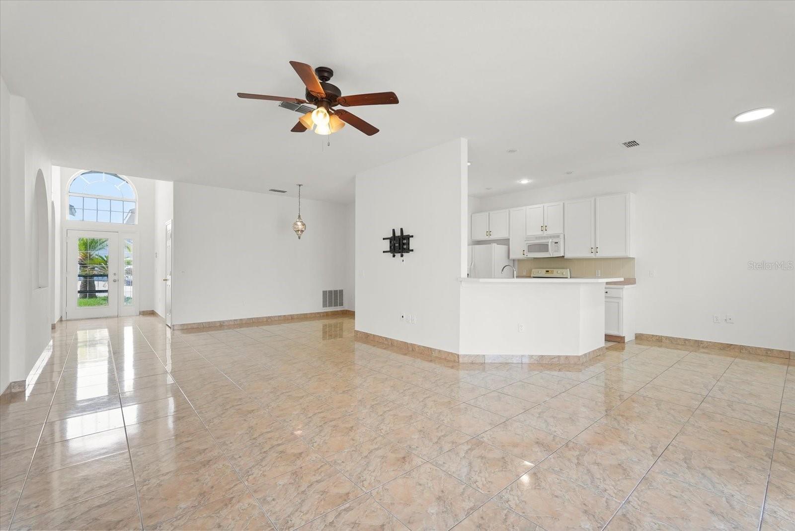 Image 14 of 41 For 2506 Aster Cove Lane