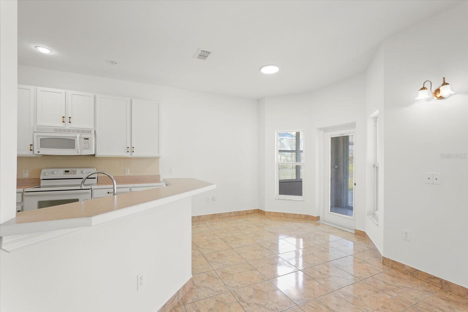 Image 15 of 41 For 2506 Aster Cove Lane