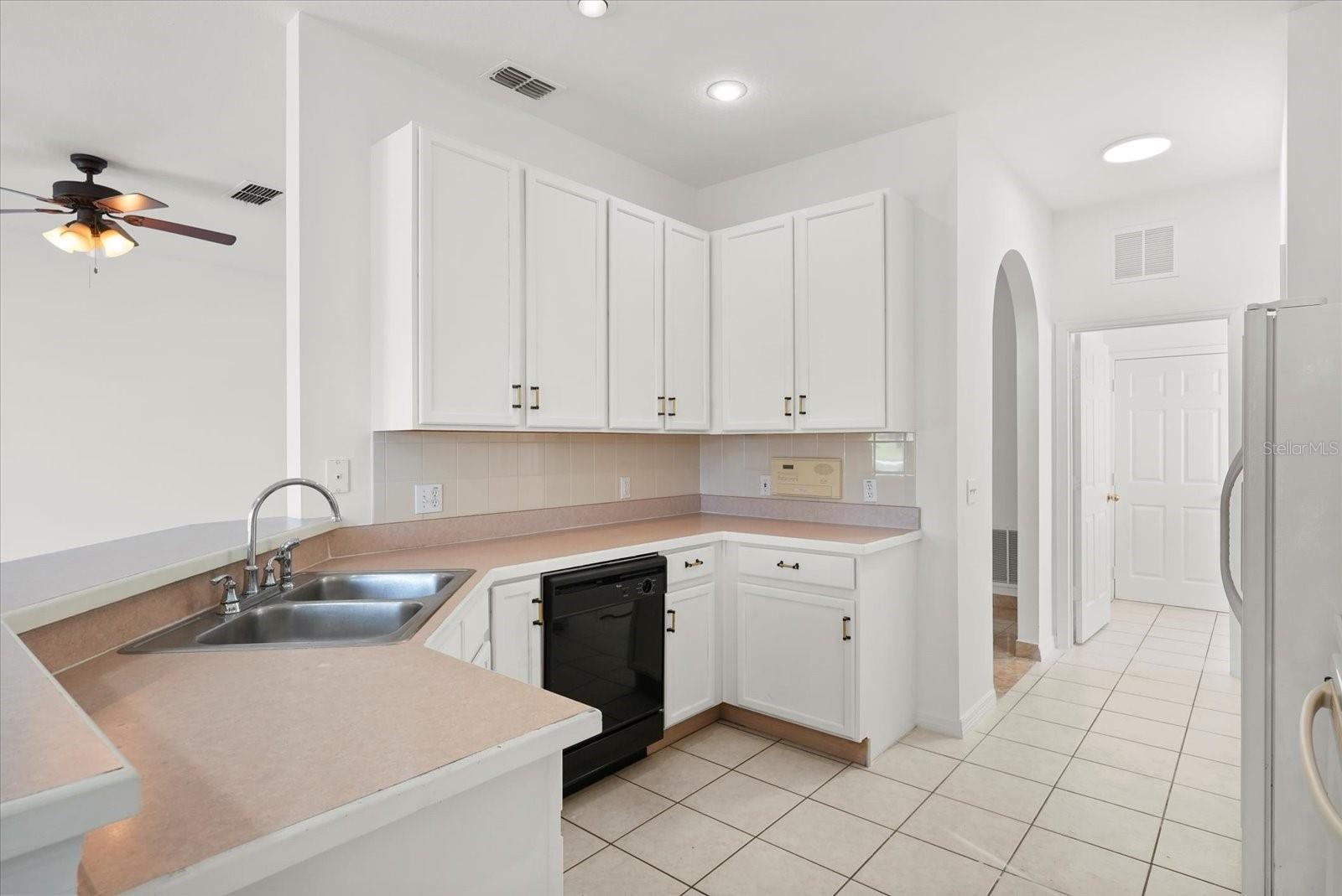 Image 18 of 41 For 2506 Aster Cove Lane