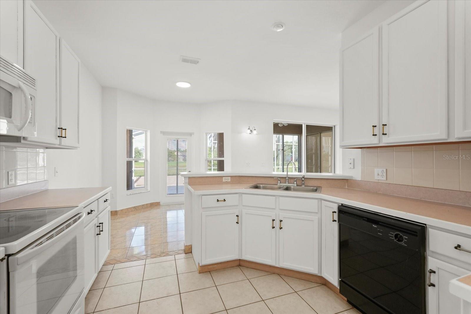 Image 19 of 41 For 2506 Aster Cove Lane