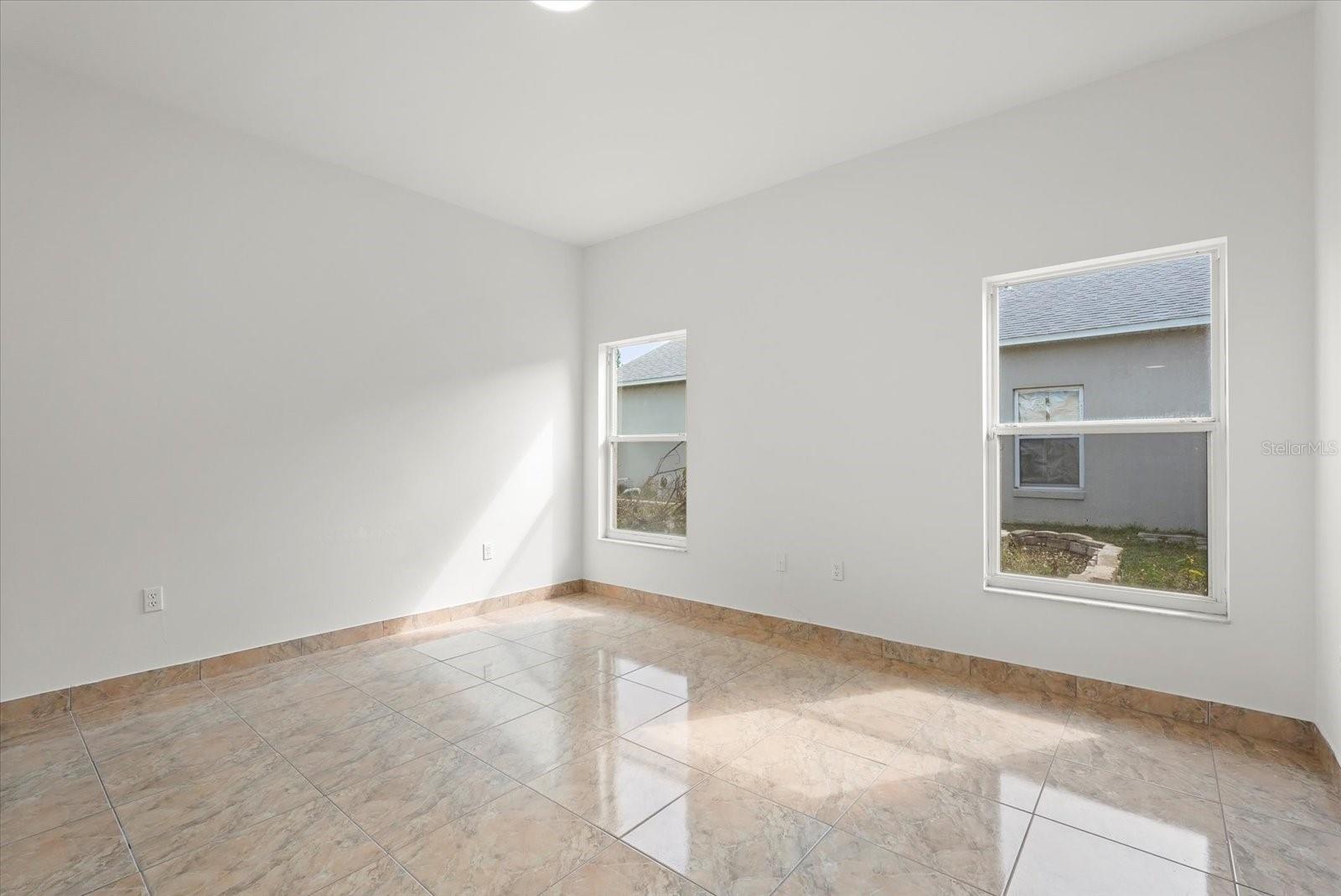 Image 21 of 41 For 2506 Aster Cove Lane