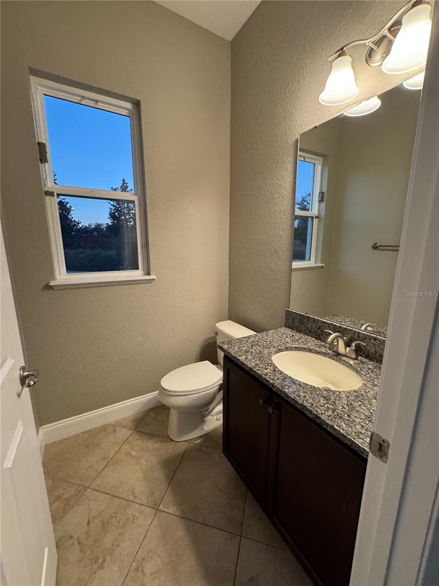 Image 27 of 39 For 13515 Bellaria Circle