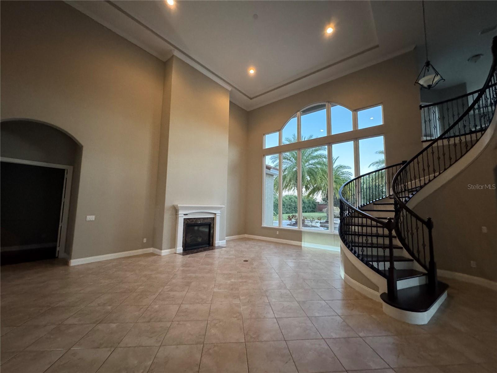 Image 8 of 39 For 13515 Bellaria Circle
