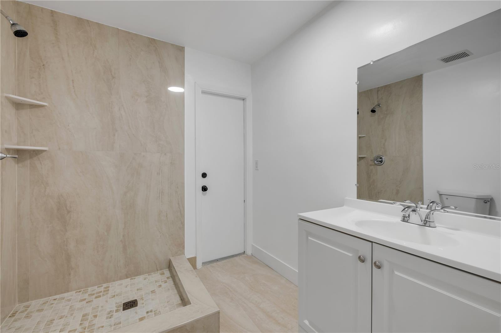 Image 16 of 27 For 6 Cimmaron Drive