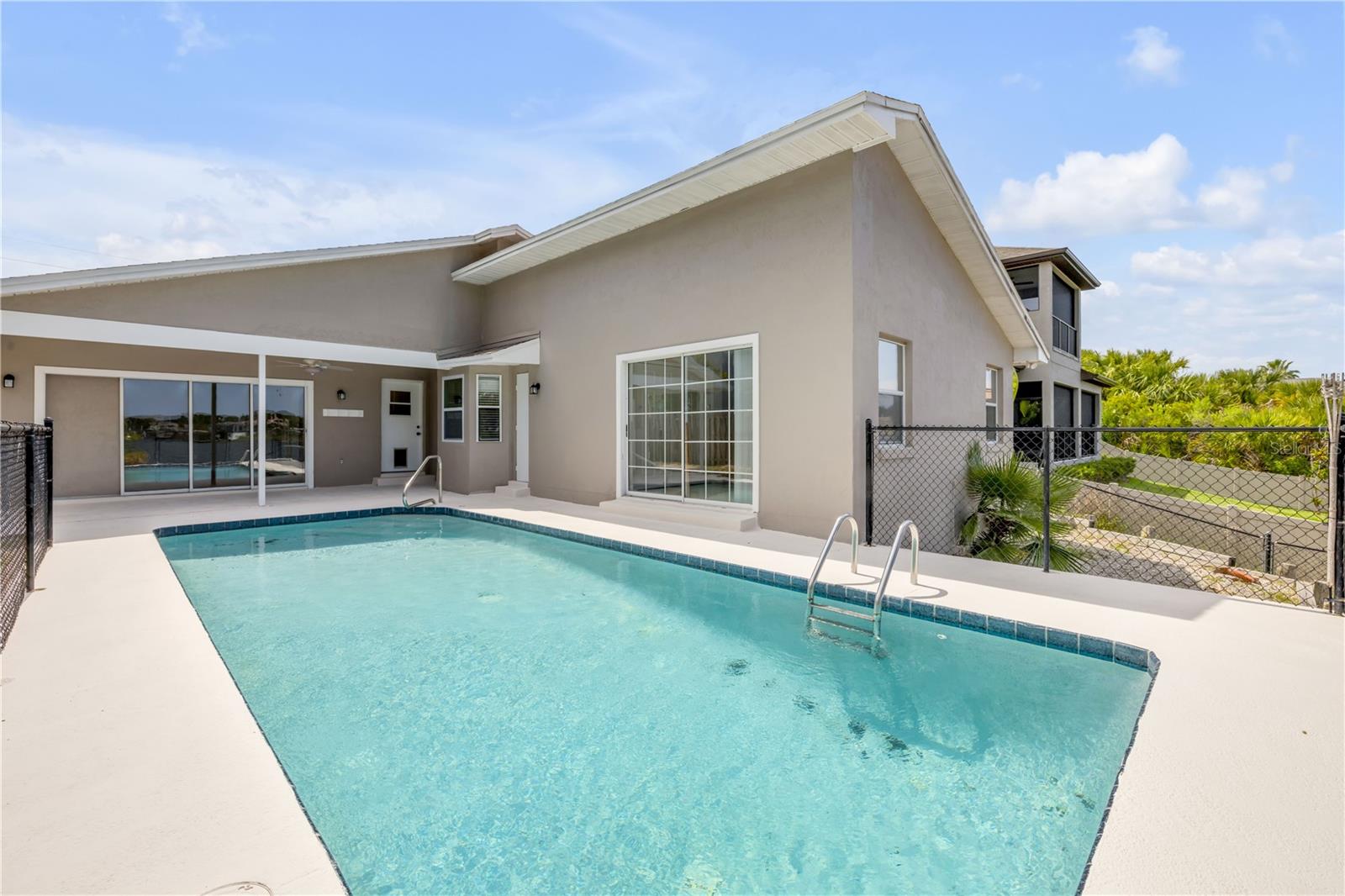 Image 21 of 27 For 6 Cimmaron Drive