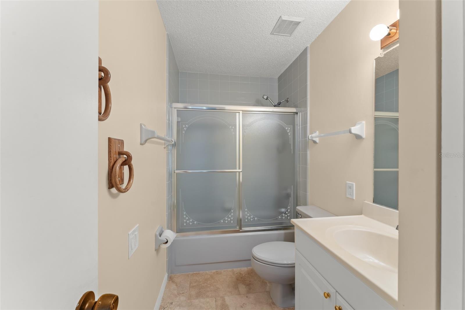 Image 19 of 24 For 216 Bermuda Petrel Court