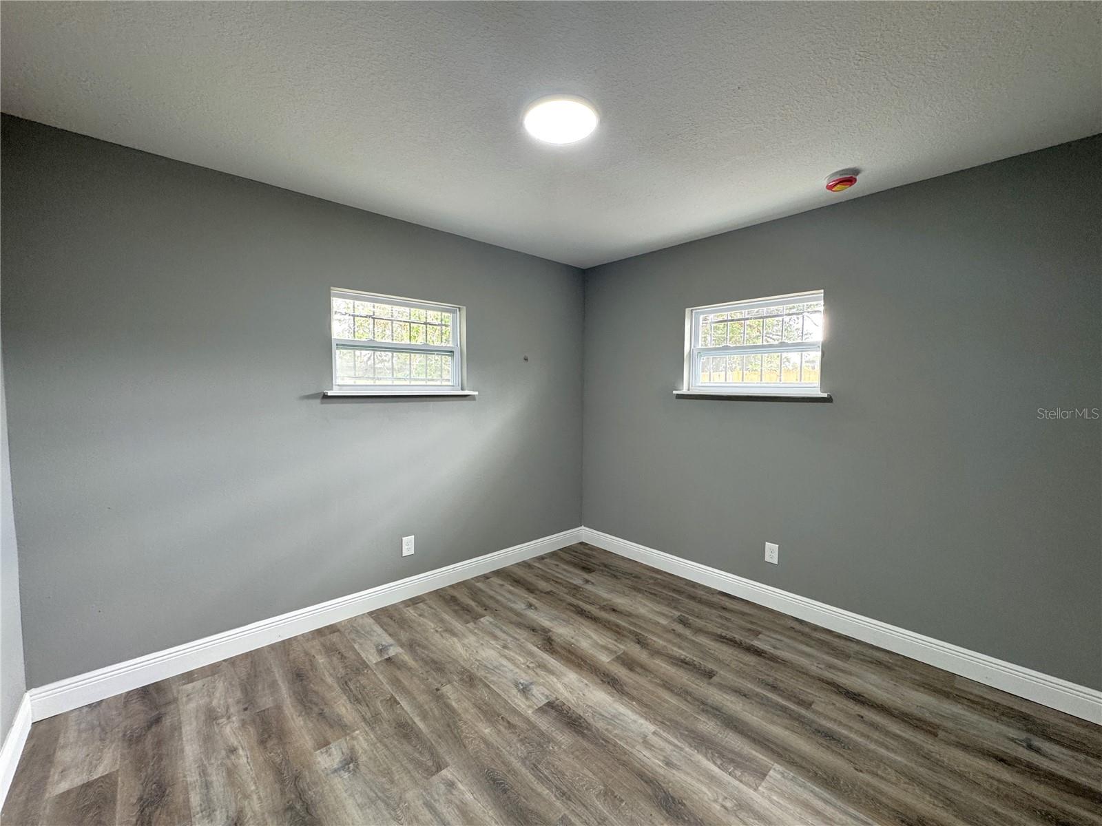 Image 5 of 15 For 1333 30th Street