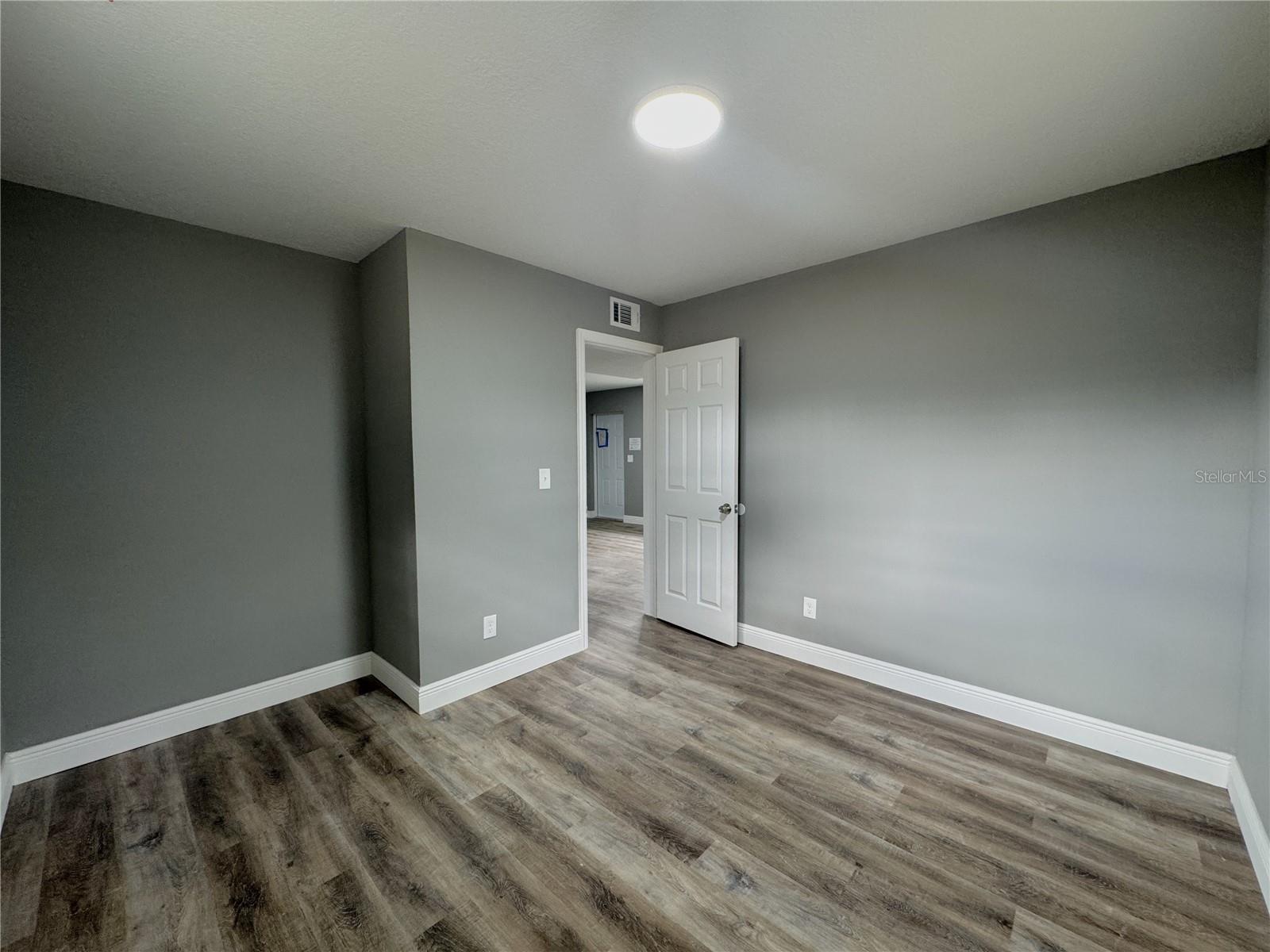 Image 6 of 15 For 1333 30th Street
