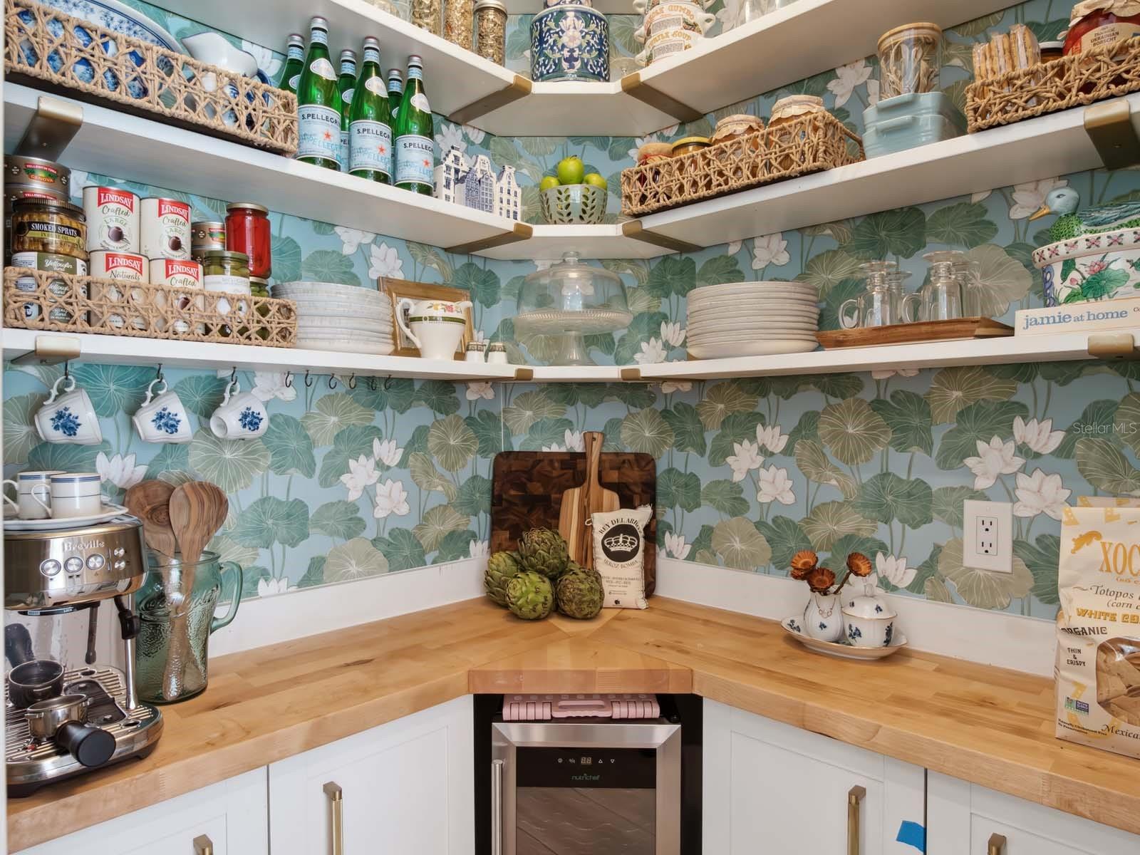 Image 7 of 42 For 9400 Sloane Street