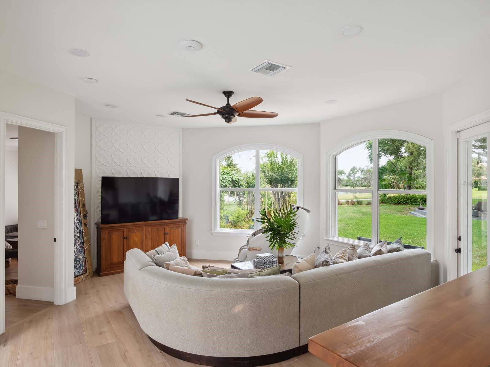 Image 9 of 42 For 9400 Sloane Street