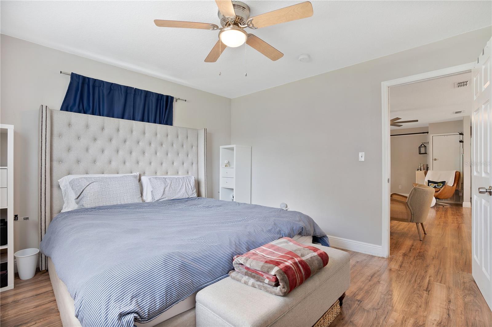 Image 14 of 25 For 16878 Arrowhead Boulevard