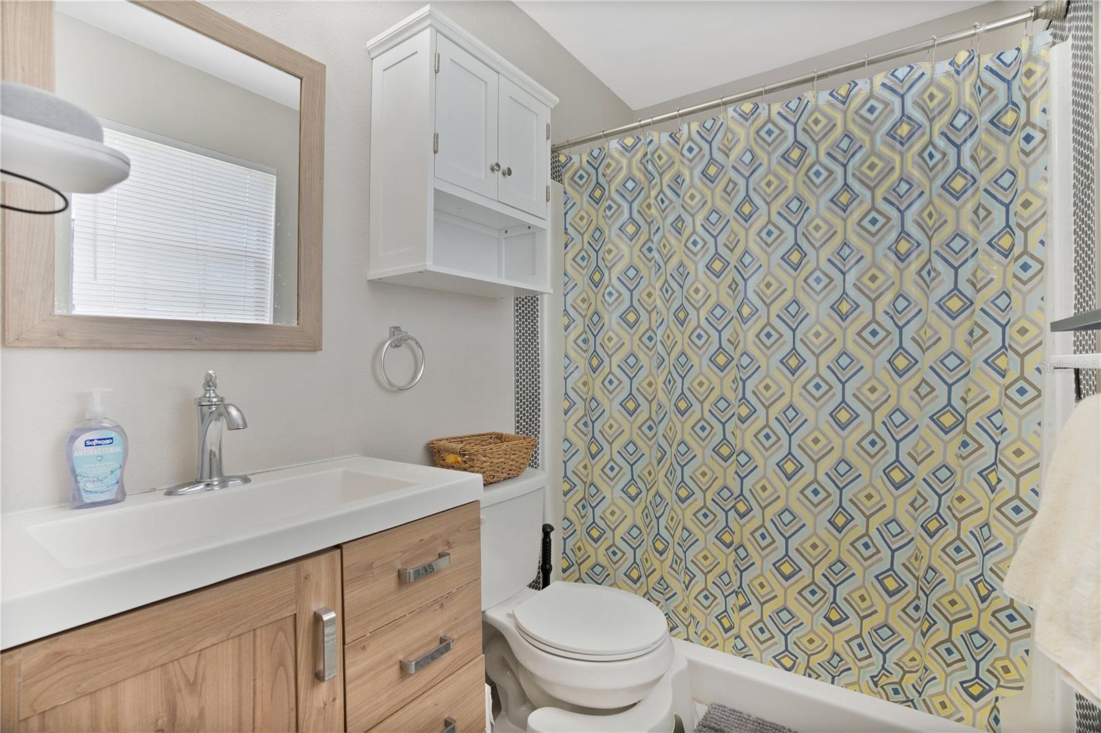 Image 16 of 25 For 16878 Arrowhead Boulevard