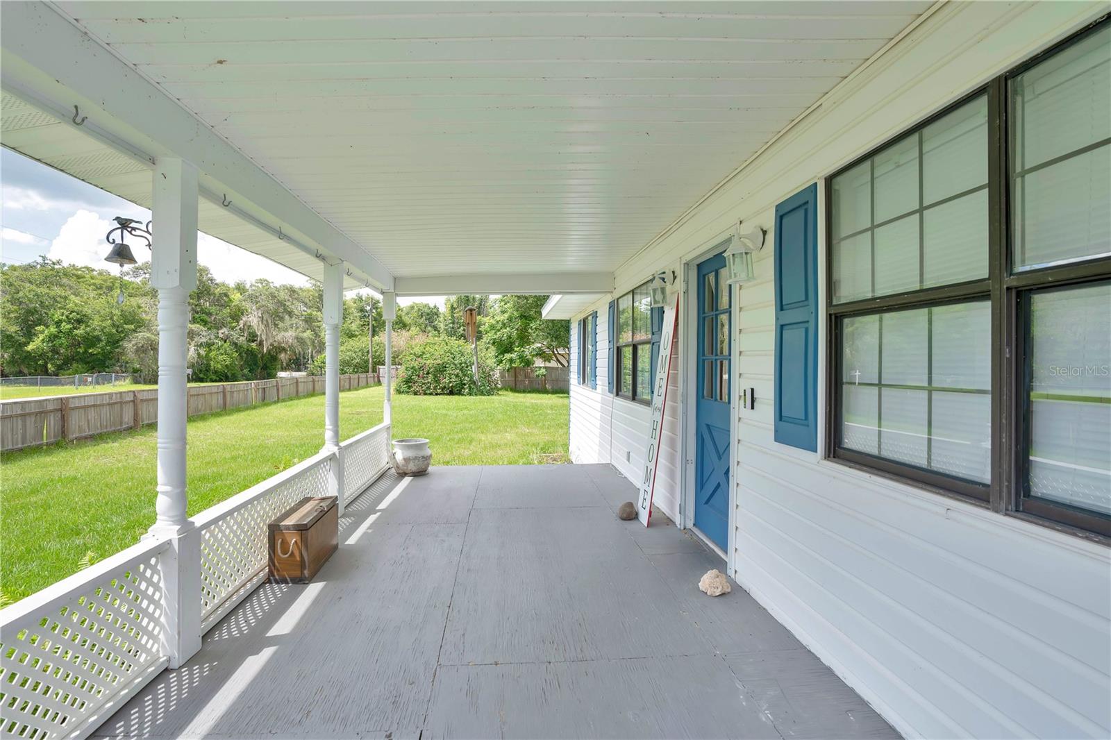 Image 3 of 25 For 16878 Arrowhead Boulevard