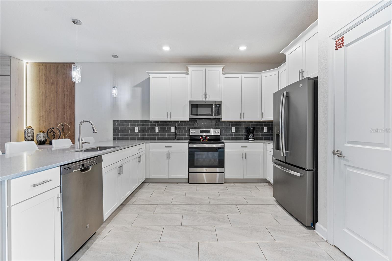 Image 13 of 67 For 8833 Cruden Bay Court