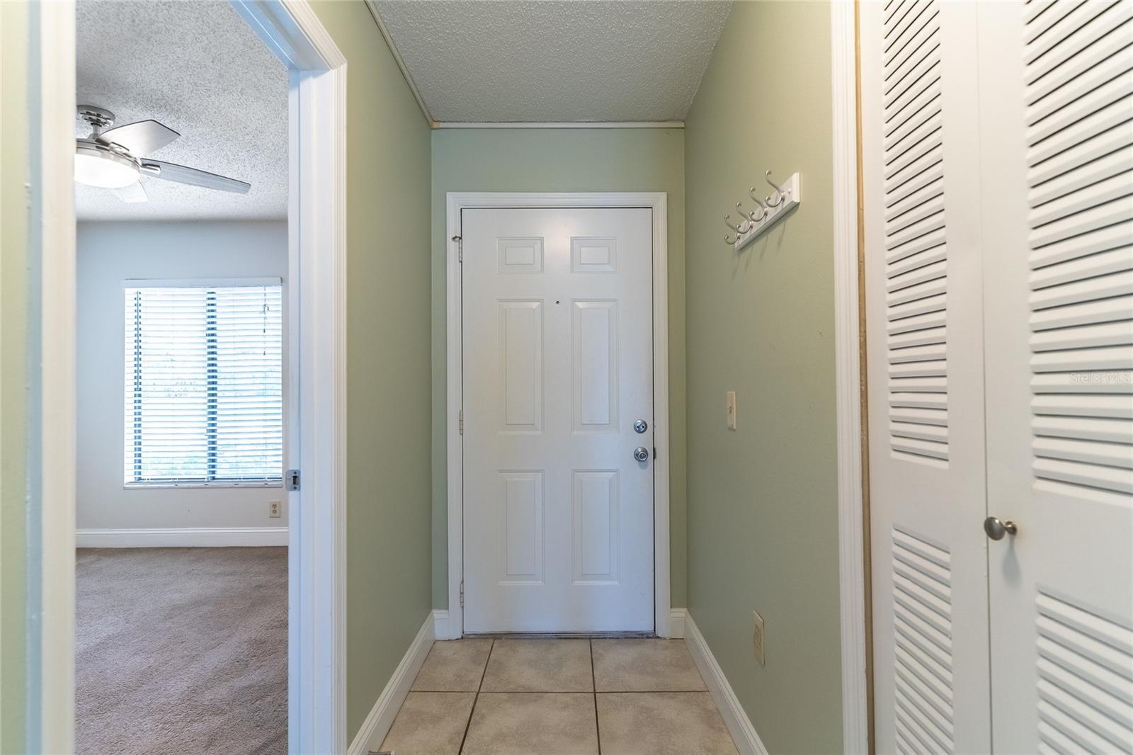 Image 6 of 40 For 9426 Torrington Avenue 1