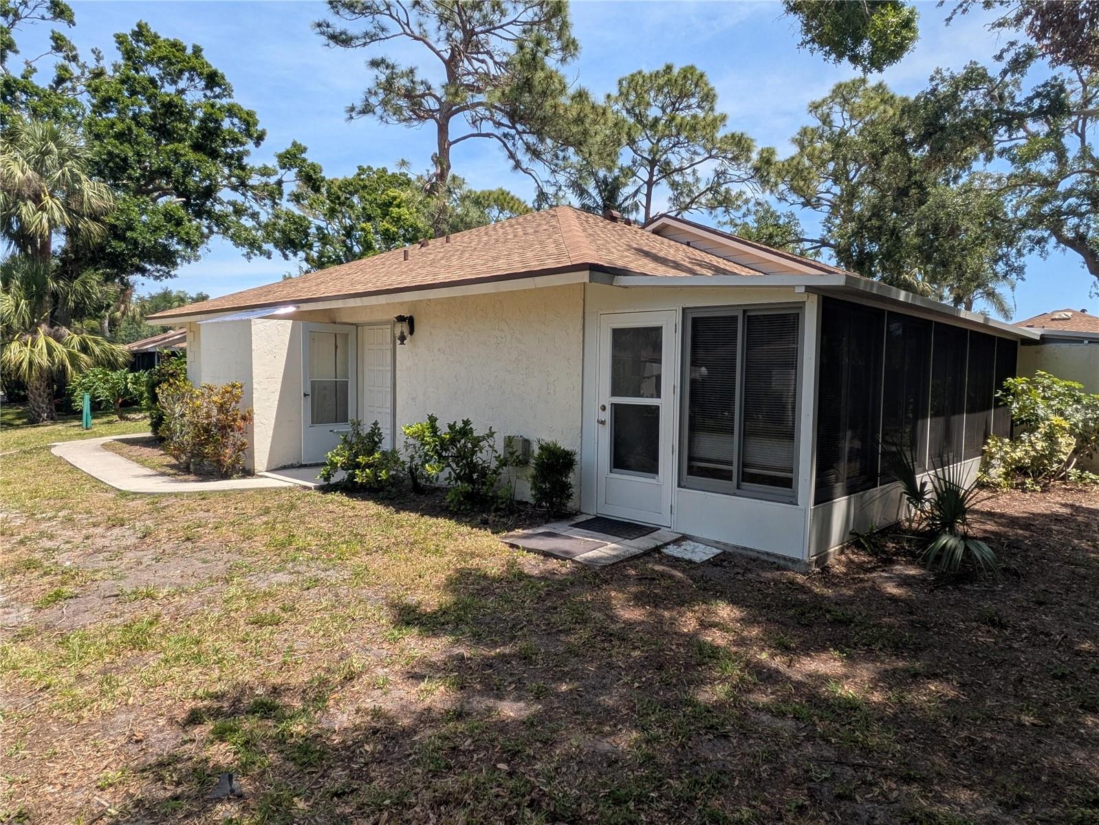 Image 2 of 14 For 5356 Royal Palm Avenue 5356