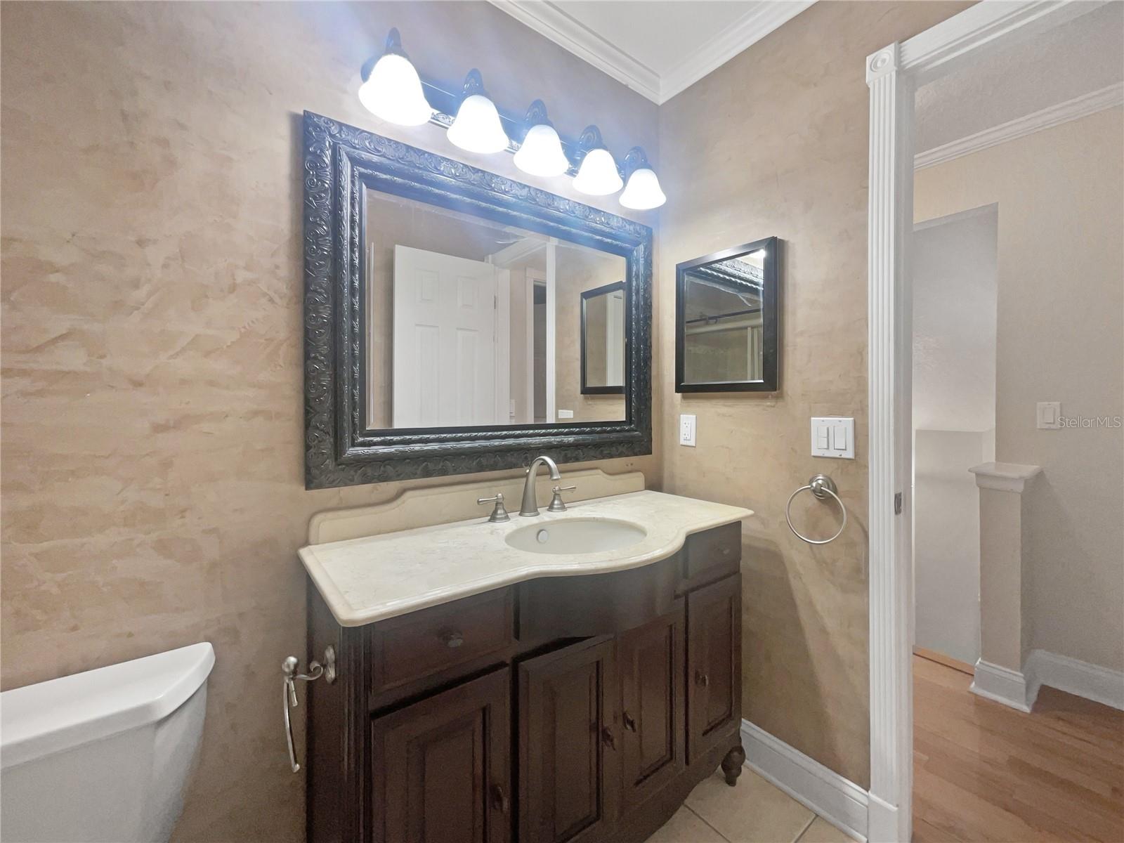 Image 17 of 23 For 306 Foxboro Court