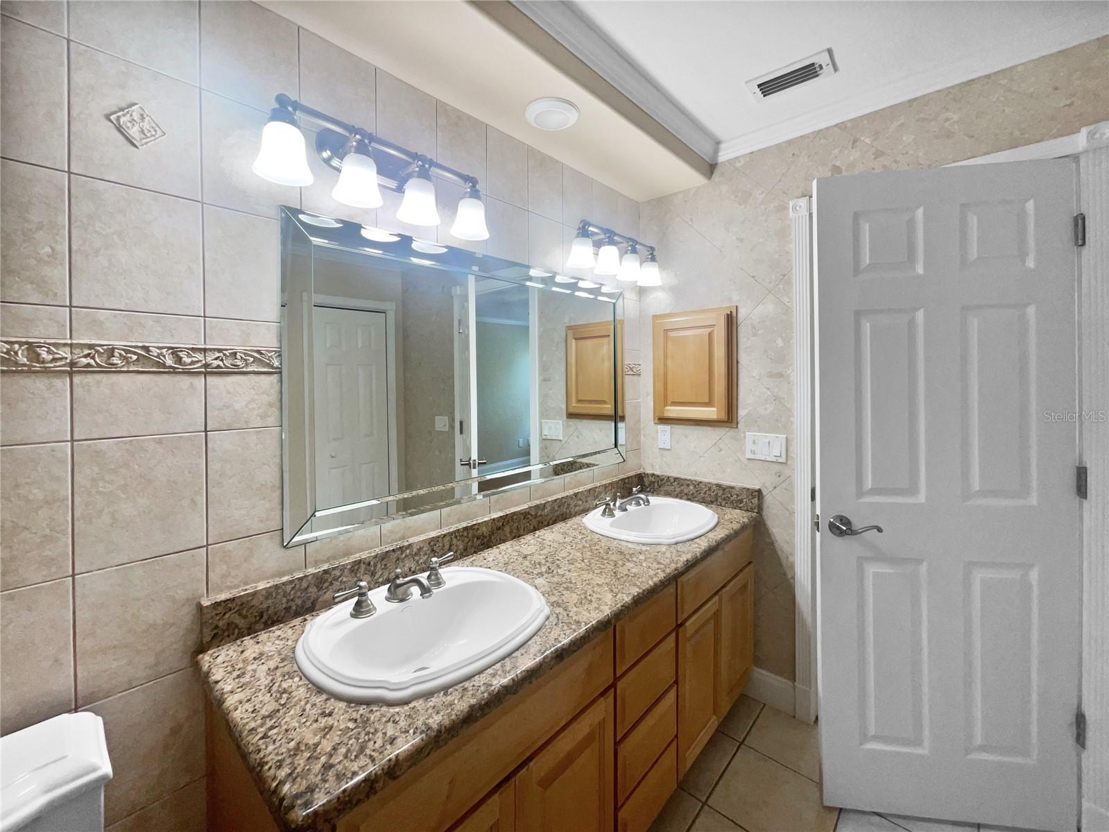 Image 19 of 23 For 306 Foxboro Court