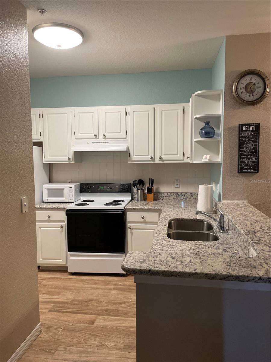 Image 5 of 16 For 8815 Dunes Court 105