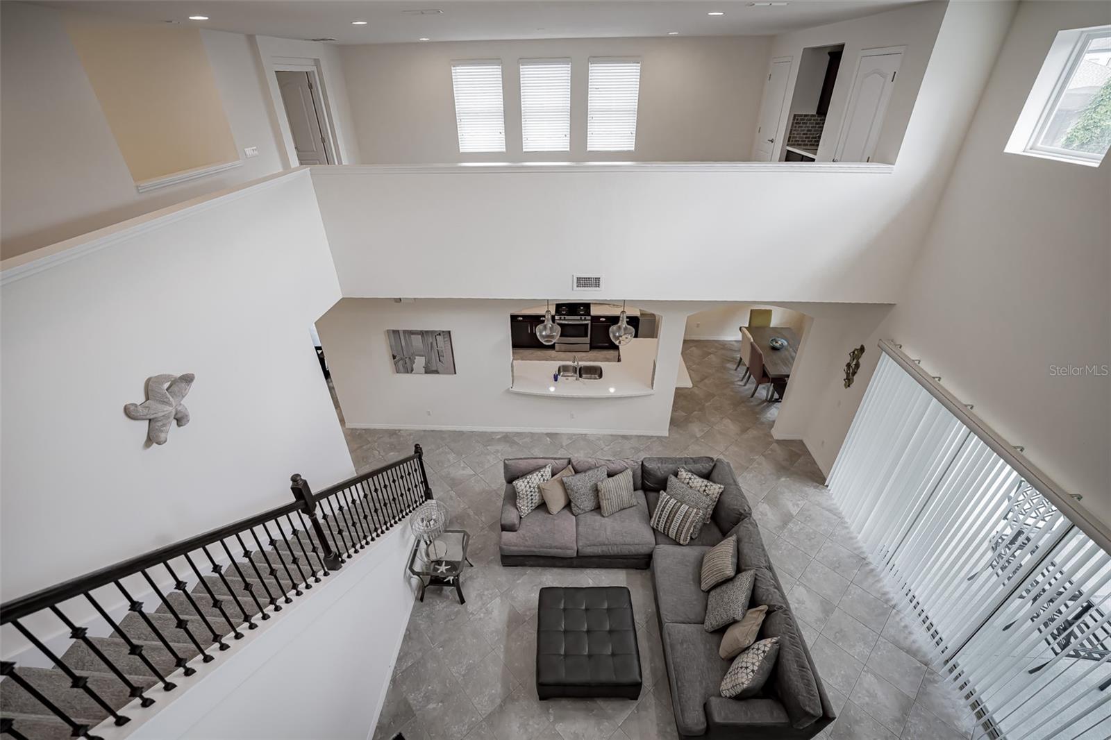 Image 33 of 68 For 14572 Black Quill Drive
