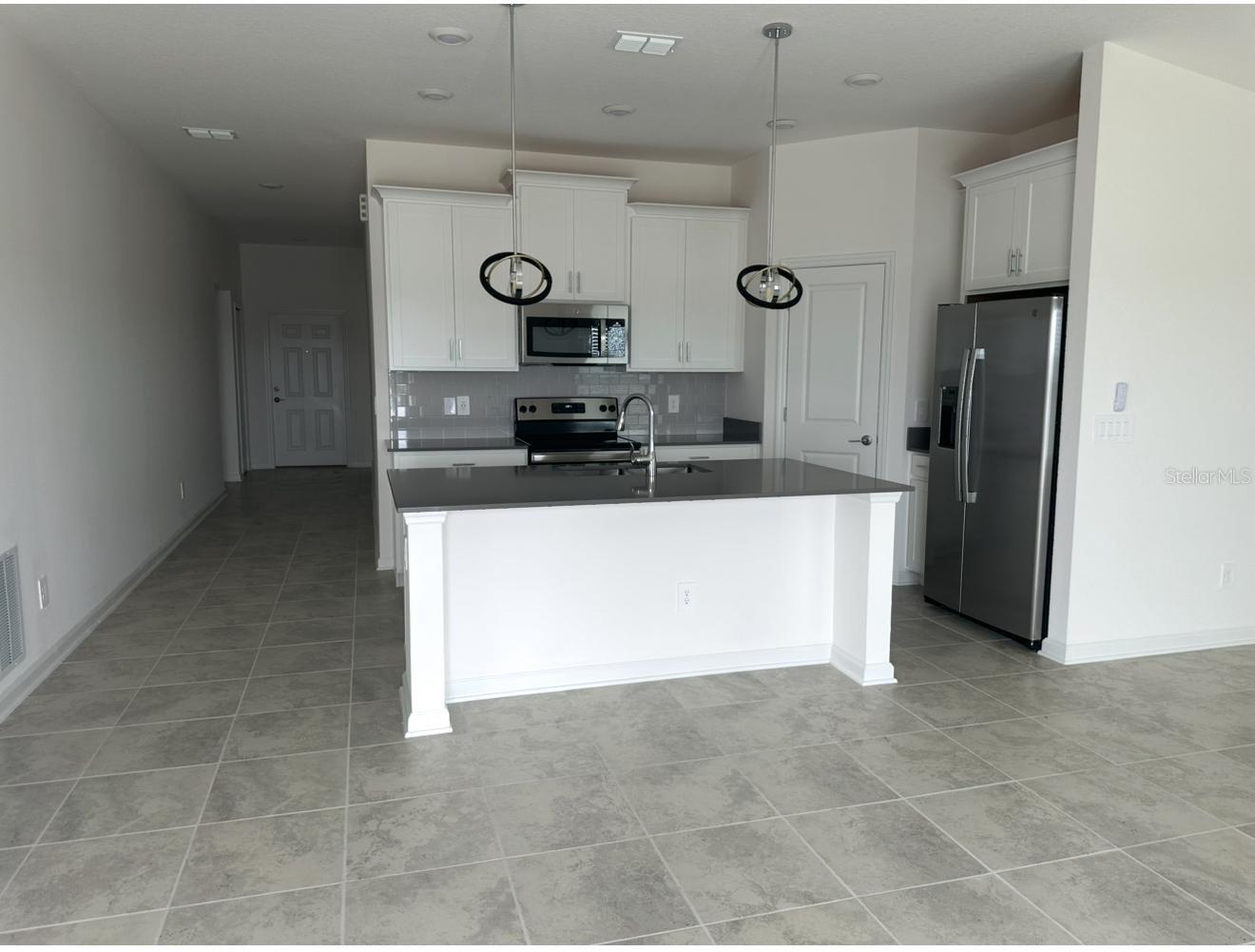 Image 2 of 14 For 798 Kapi Drive