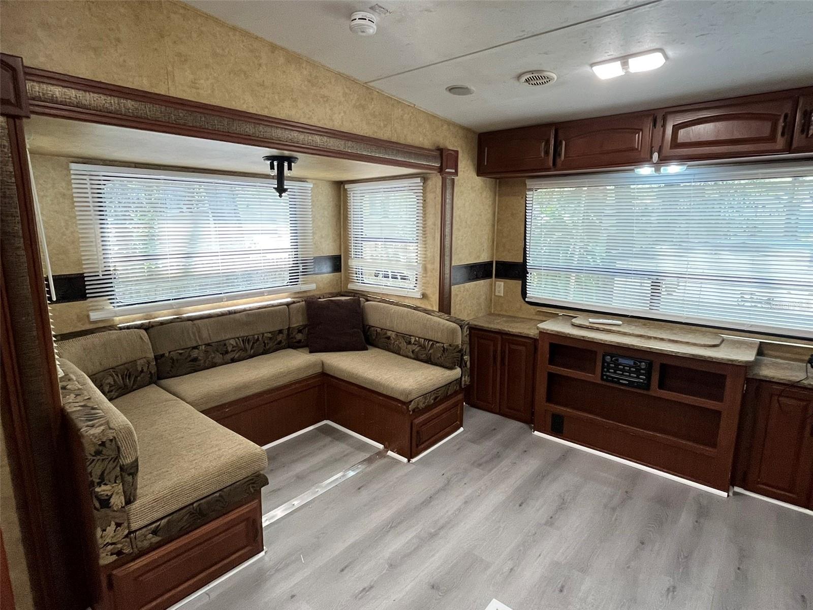 Image 6 of 9 For 3000 Clarcona Road 554