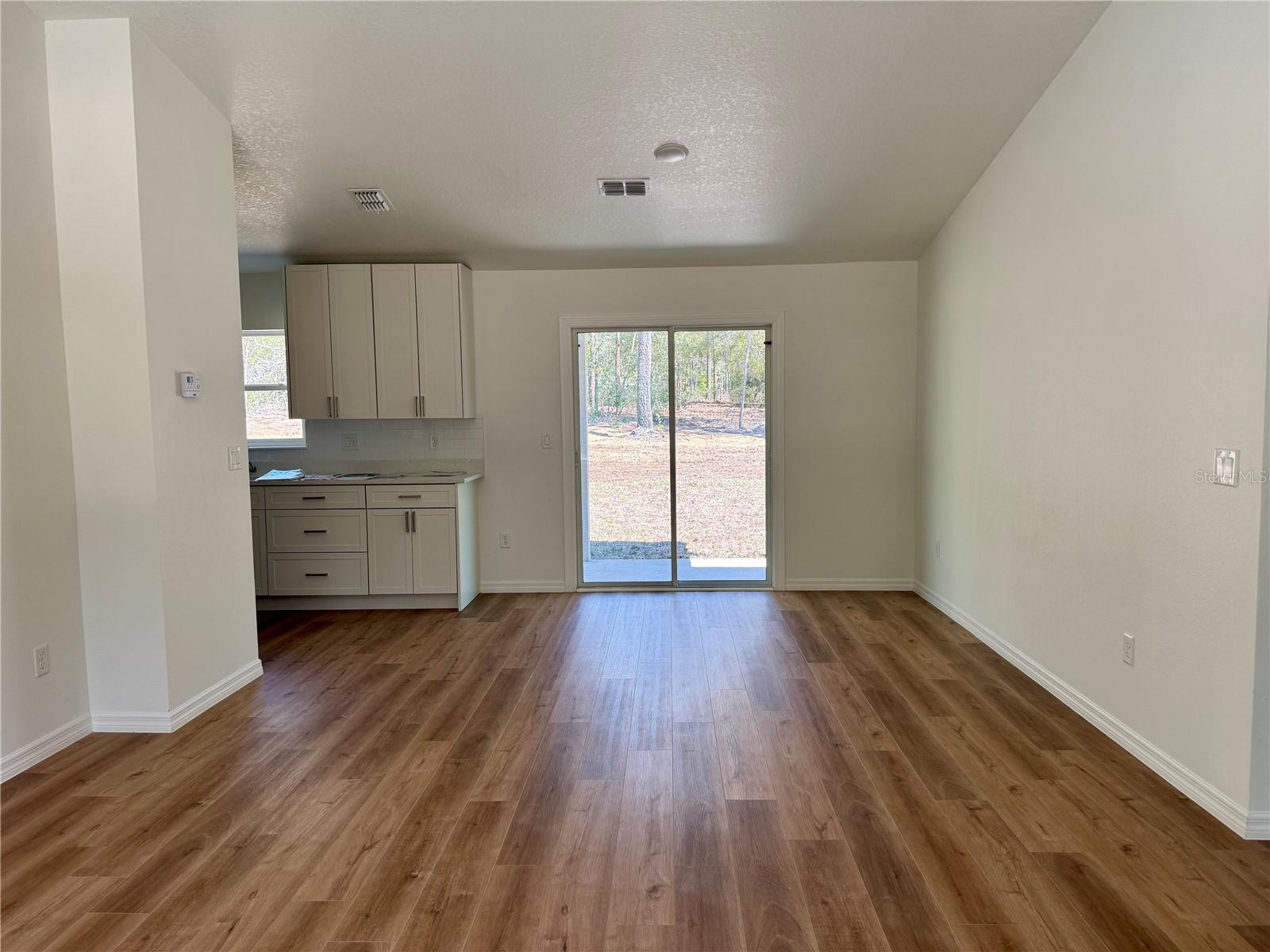 Image 2 of 16 For 3401 Highlands Avenue