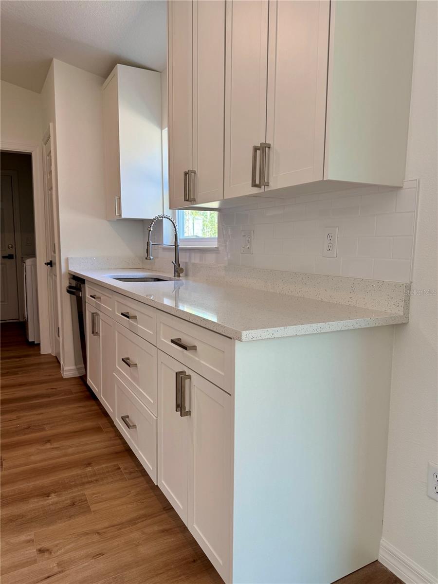 Image 4 of 16 For 3401 Highlands Avenue