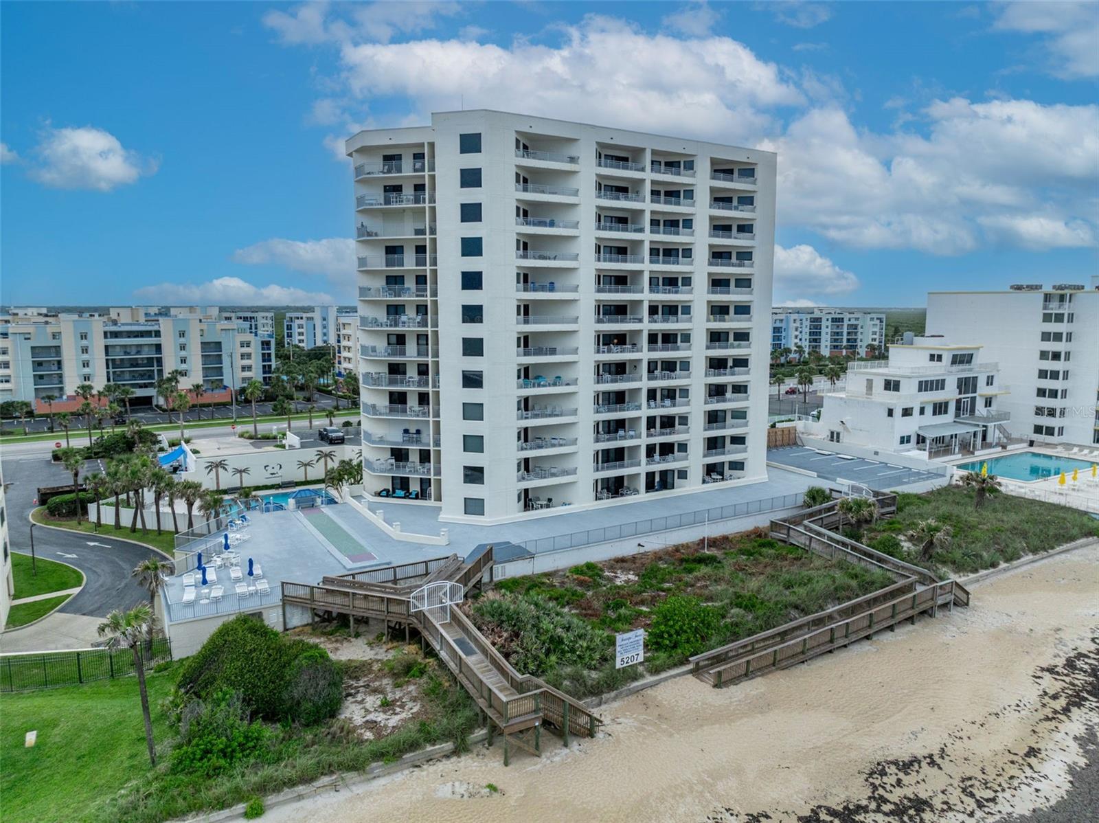 Image 42 of 45 For 5207 Atlantic Avenue 225