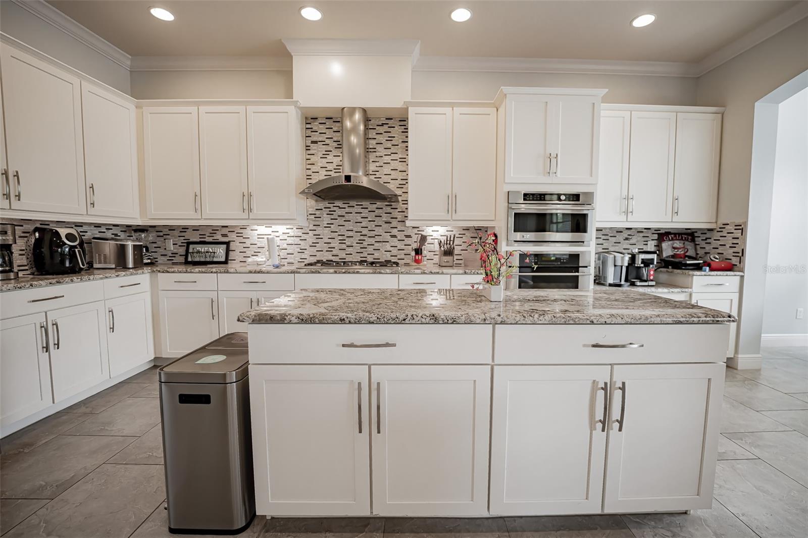 Image 14 of 67 For 7536 Green Mountain Way