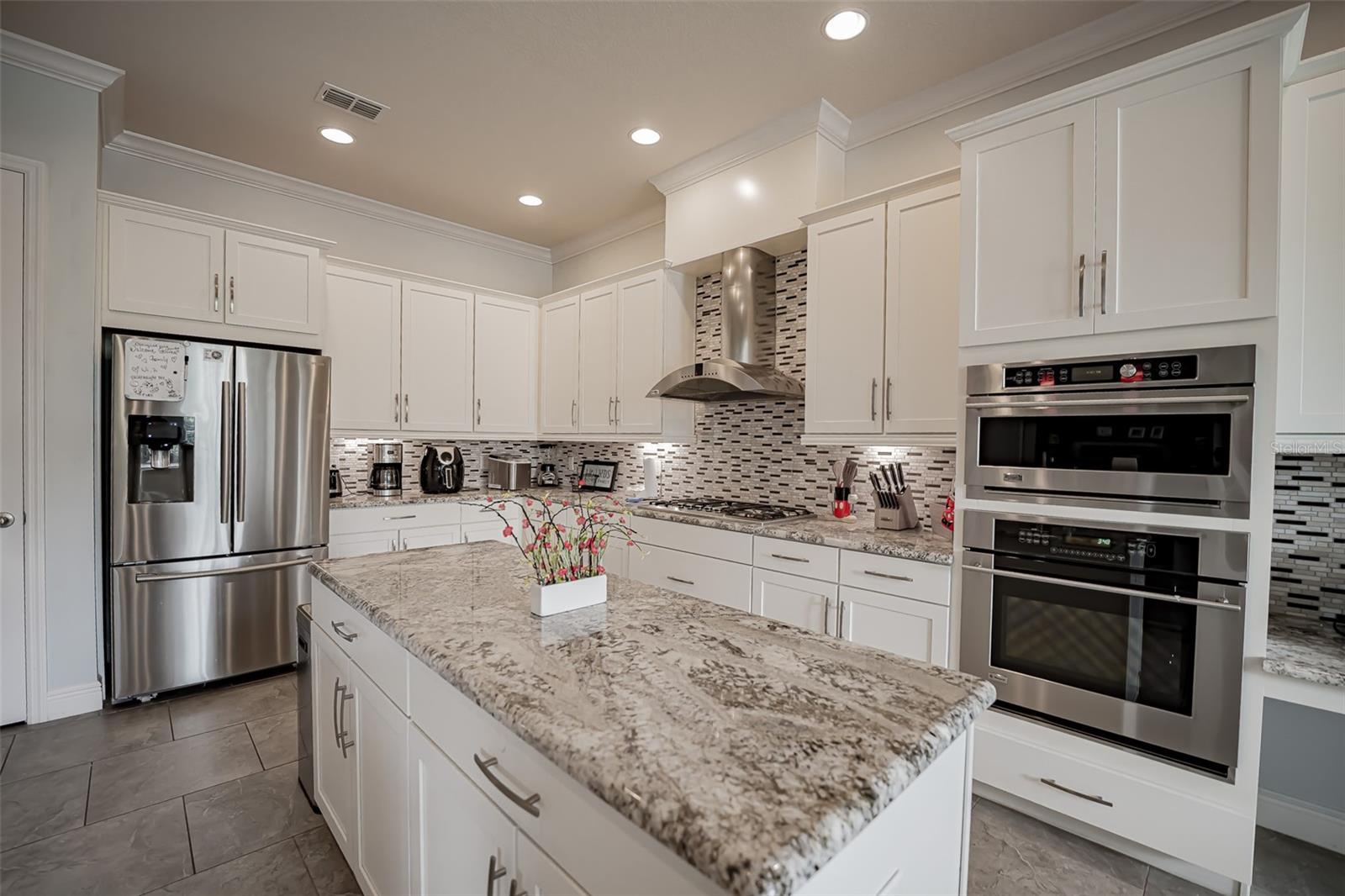 Image 19 of 67 For 7536 Green Mountain Way