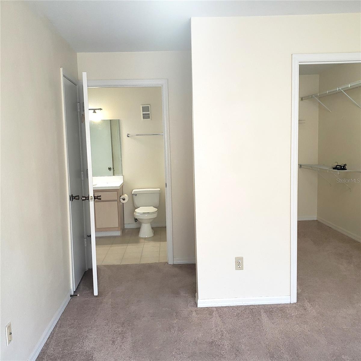 Image 14 of 45 For 7300 Westpointe Boulevard 732