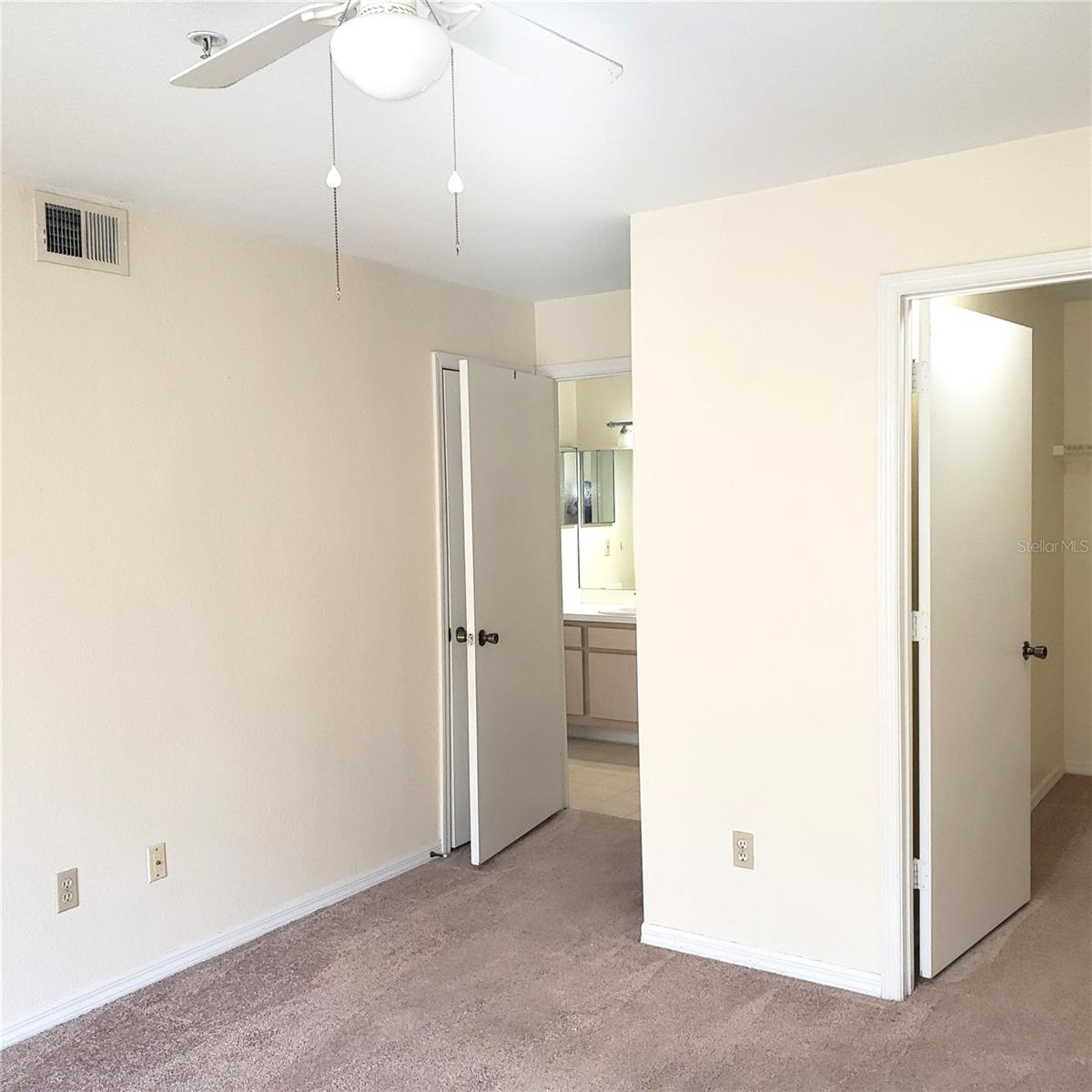 Image 15 of 45 For 7300 Westpointe Boulevard 732