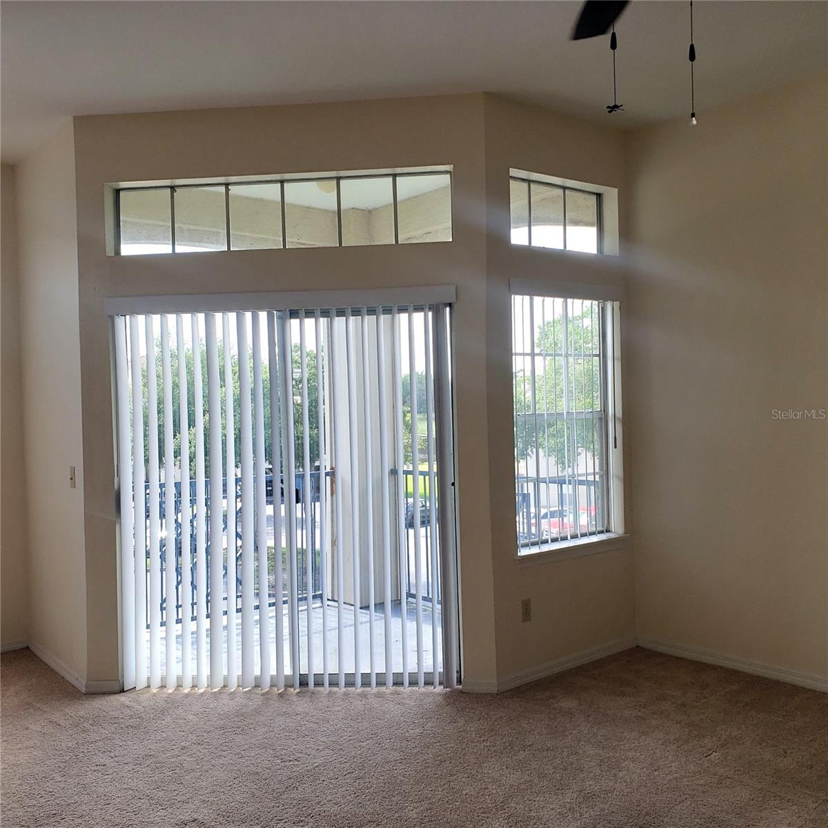 Image 7 of 45 For 7300 Westpointe Boulevard 732