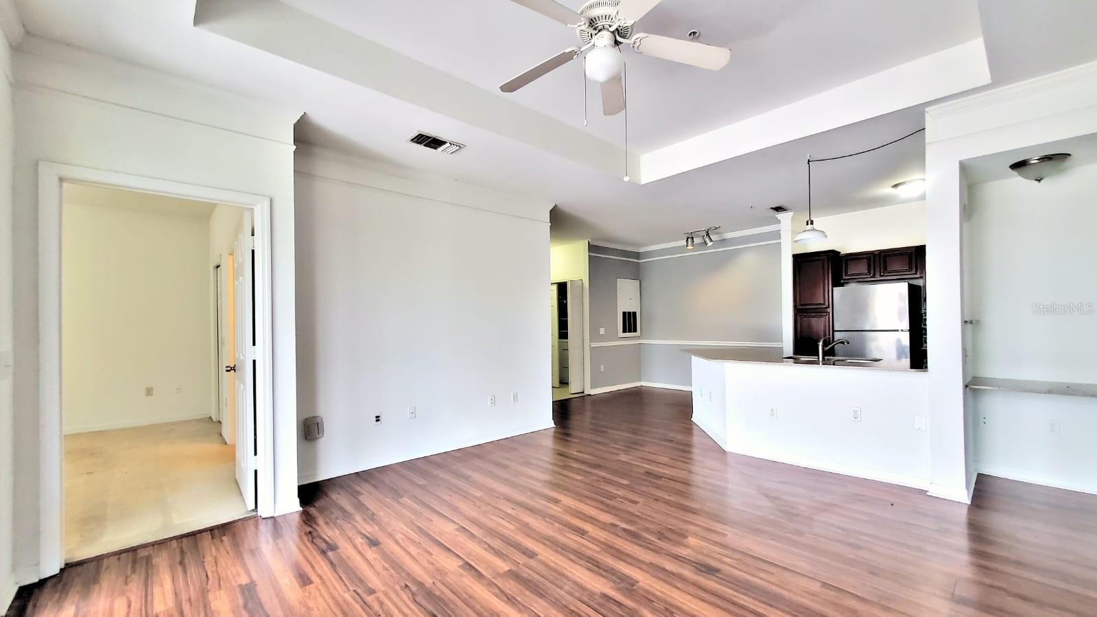 Image 6 of 13 For 6413 Astor Village Avenue 315