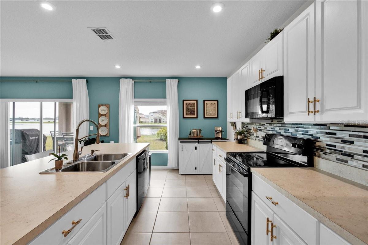 Image 13 of 27 For 356 Quarry Rock Cir