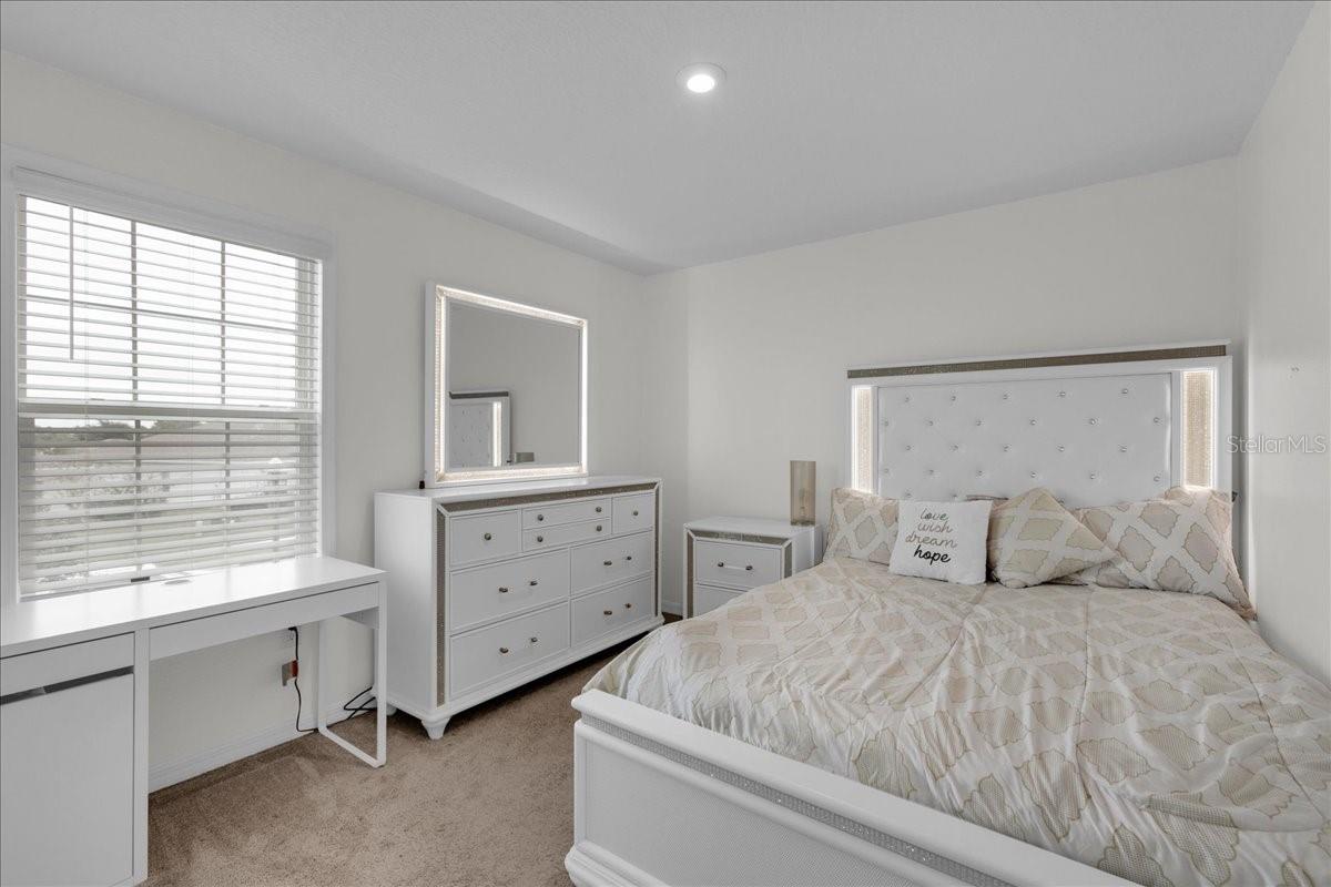 Image 15 of 27 For 356 Quarry Rock Cir