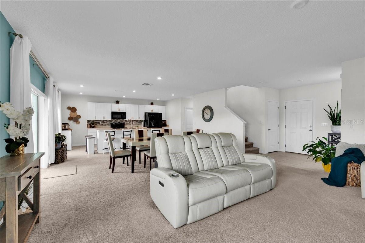 Image 8 of 27 For 356 Quarry Rock Cir