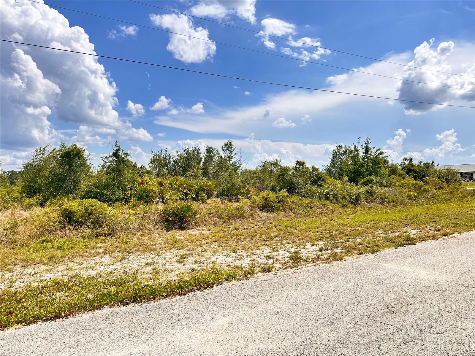 Image 26 of 33 For Deland Avenue
