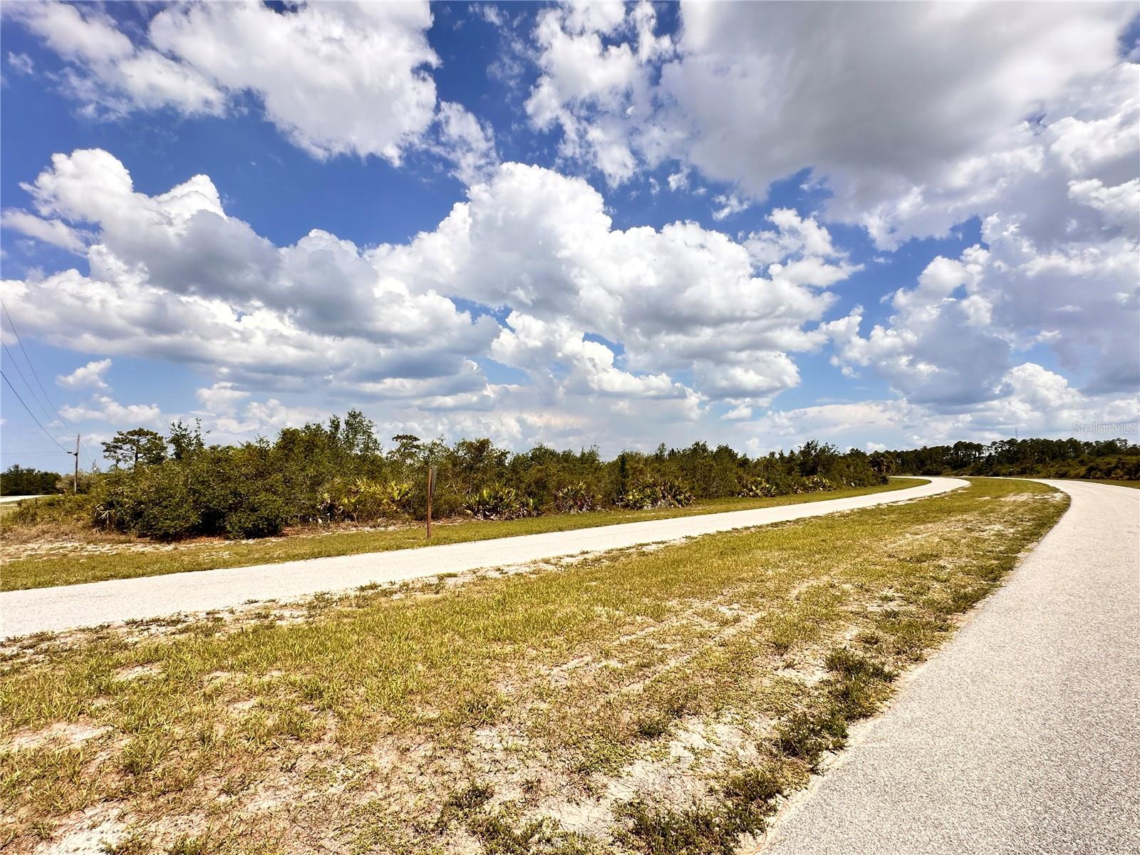 Image 5 of 33 For Deland Avenue