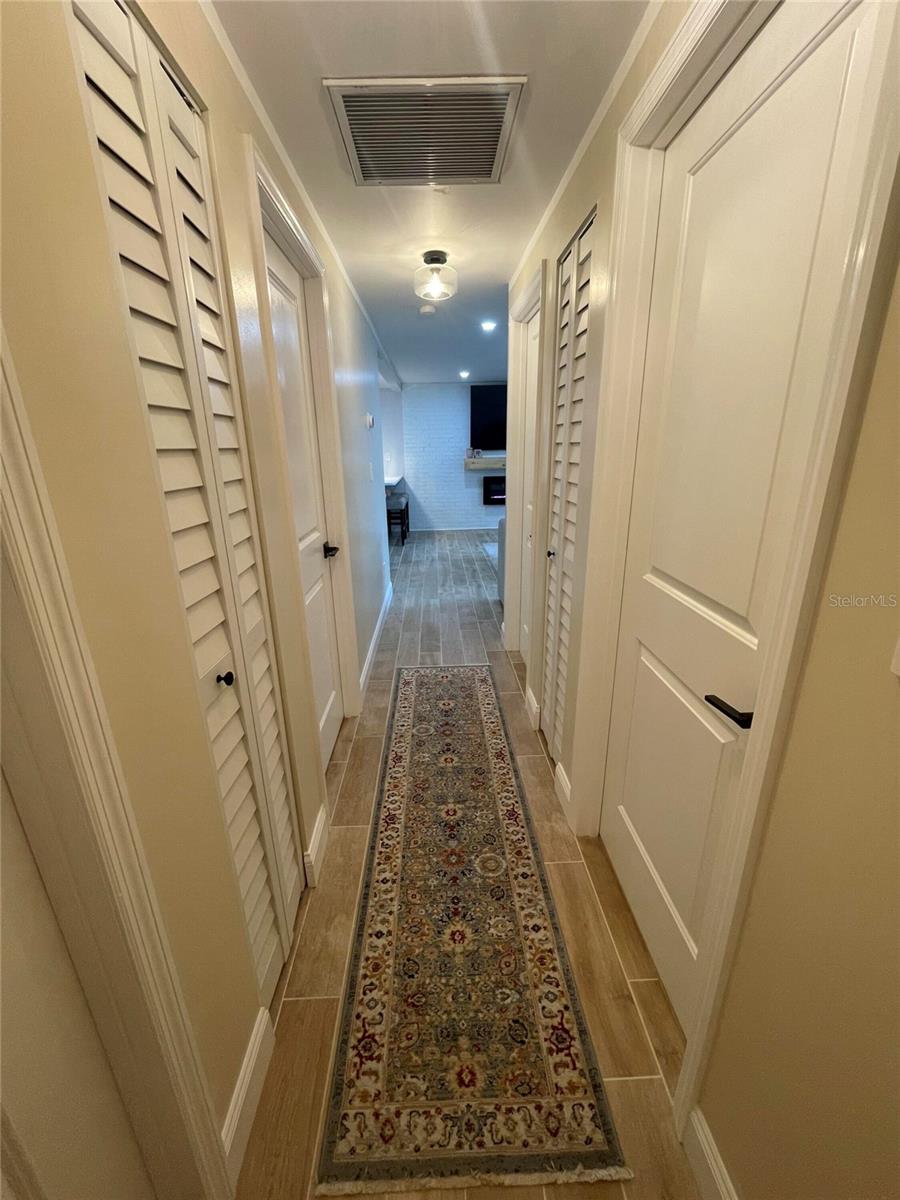 Image 12 of 31 For 9153 86th Avenue