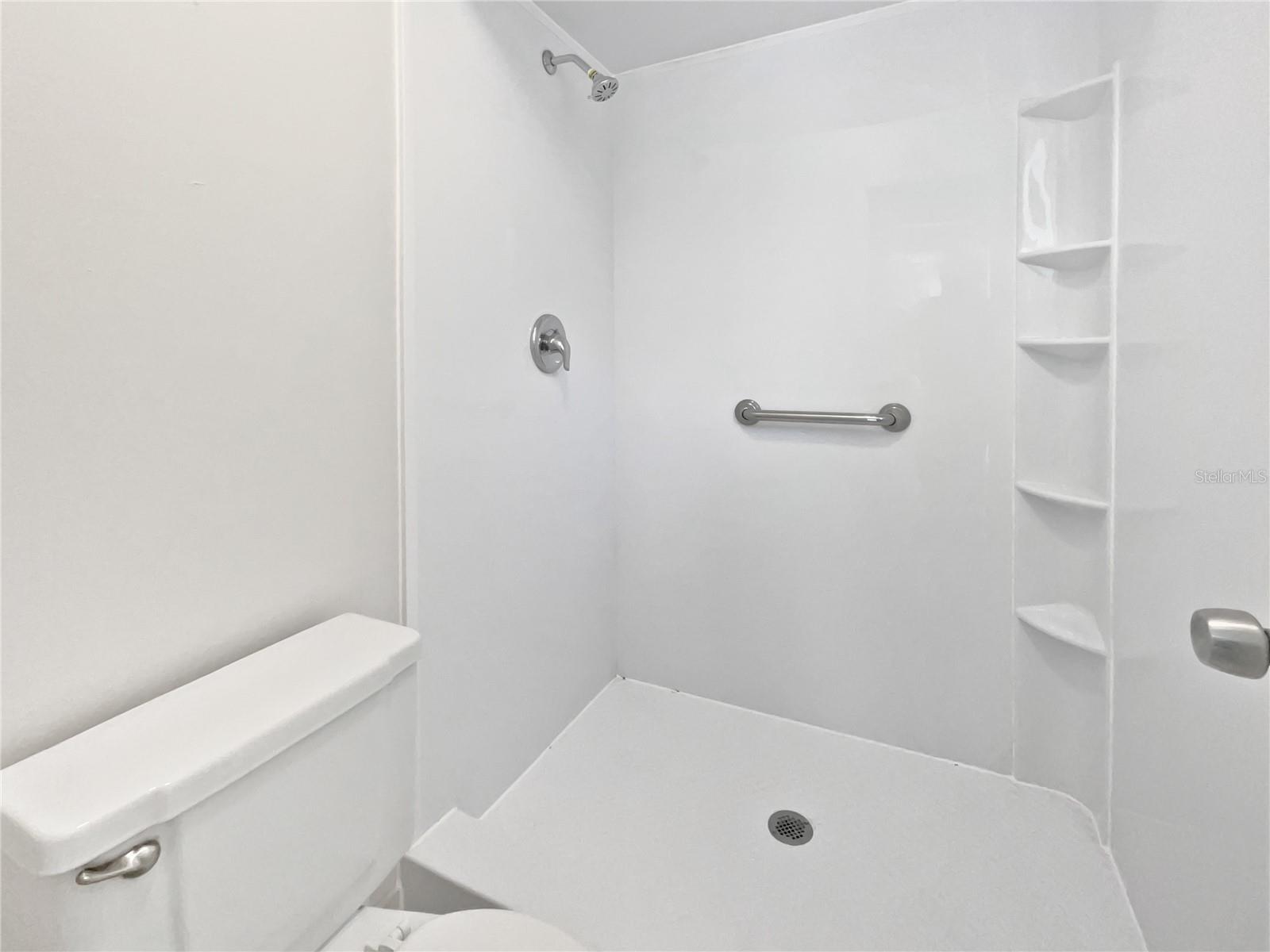 Listing photo id 22 for 6623 Baybrooks Circle