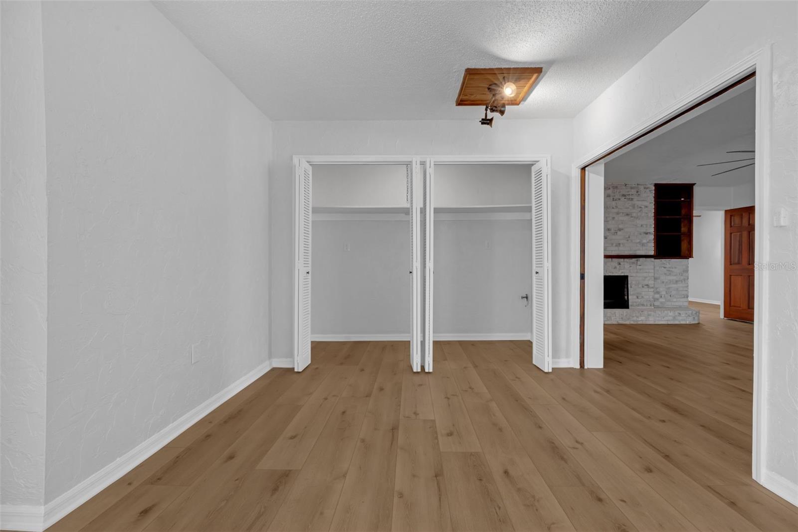 Listing photo id 26 for 103 Longhorn Road
