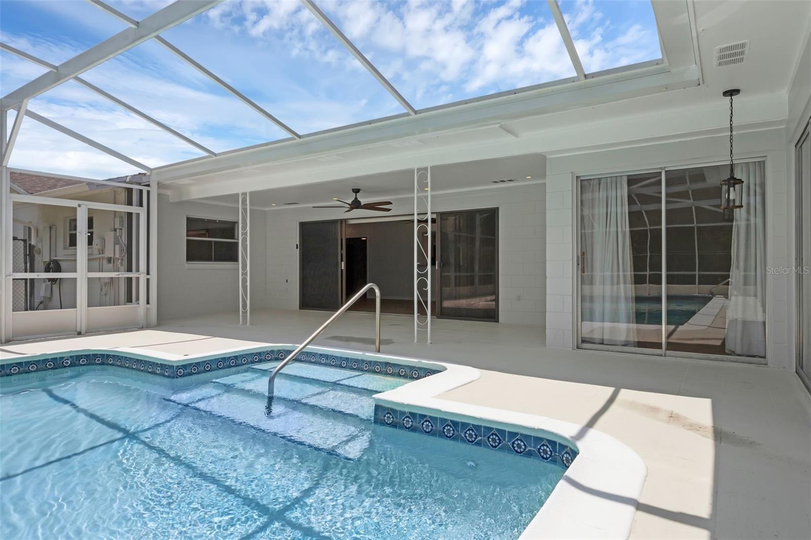 Listing photo id 40 for 103 Longhorn Road